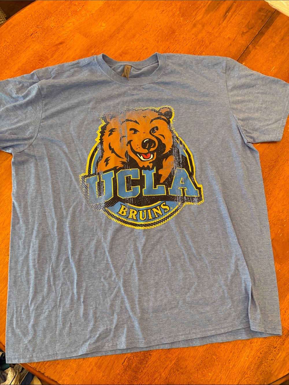 UCLA Bruins Men's Light Blue Graphic Logo Tee xxl